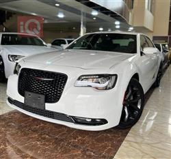کرایسلەر 300